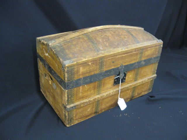 Victorian Doll Chest wooden dome 14b65f