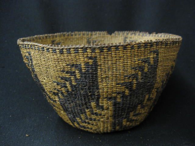 Native American Indian Yana Bowl central