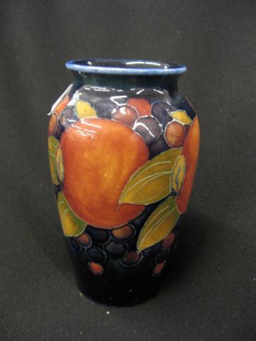 Moorcroft Pottery Vase pomagranite