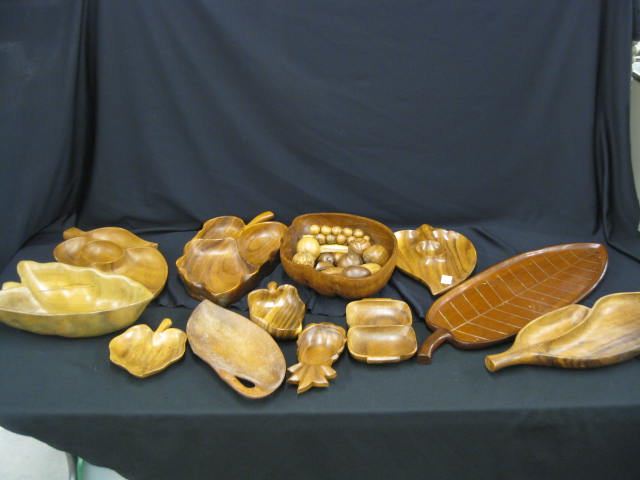 Large Lot of Wooden Bowls & Serving