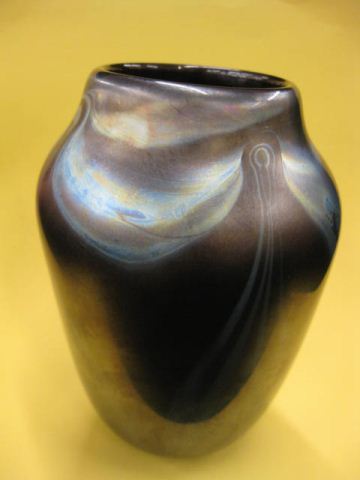 Studio Art Glass Vase iridescent 14b8f1