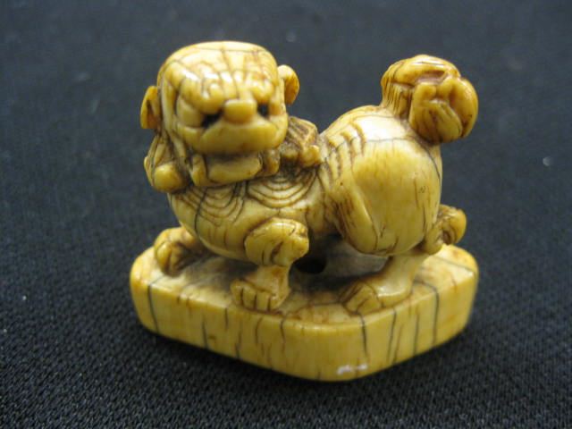 Chinese Carved Ivory Netsuke of 14ba90