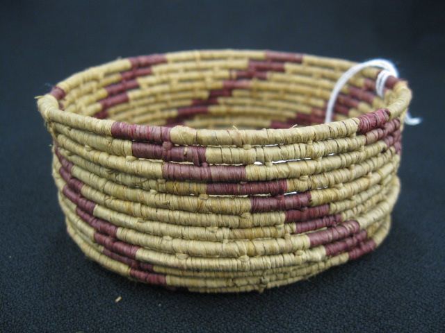 Antique Indian Basket coiled design 14bcfb