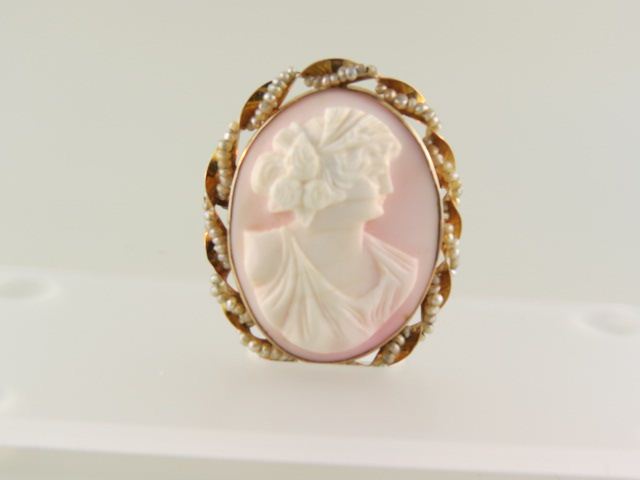 Cameo Brooch or Pendant carved 14bd15