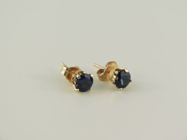 Sapphire Stud Earrings 1 carat 14bd2d