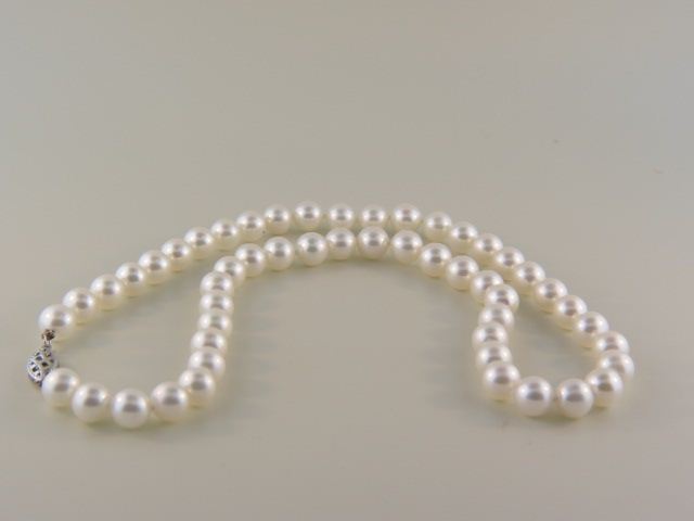 Pearl Necklace 52 pearls 7 to 7.5 mm