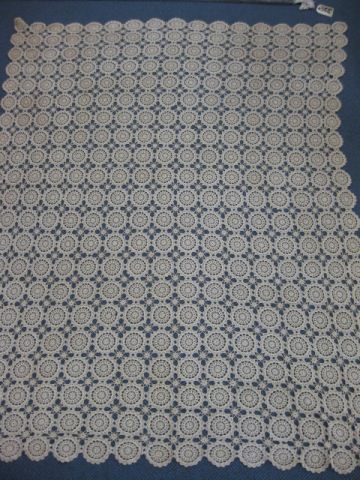 Hand Crocheted Tablecloth or Spread 14bd95