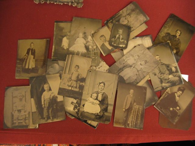 Collection of 27 Tin Type Photographic 14be45