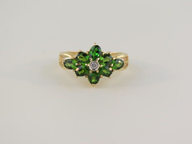 Tsavorite Garnet Ring rich green 14befe