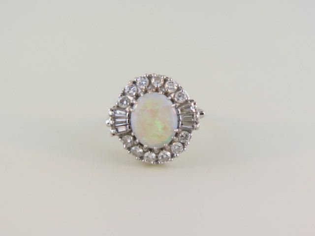 Opal & Diamond Ring fiery blue-green