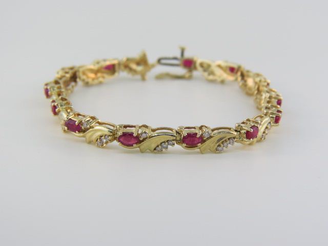 Ruby & Diamond Bracelet 13 oval