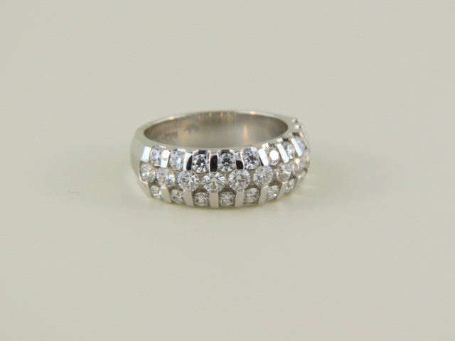 Diamond Band triple row with 31 diamonds