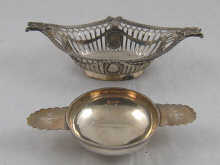 A silver quaich London 1894 15 149b0f