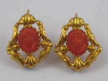 A pair of yellow metal (tests 18