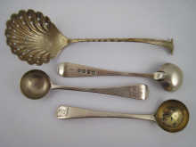 Georgian silver. A pair of saltspoons