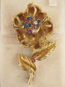 A fine French 18 carat gold brooch 149c7f