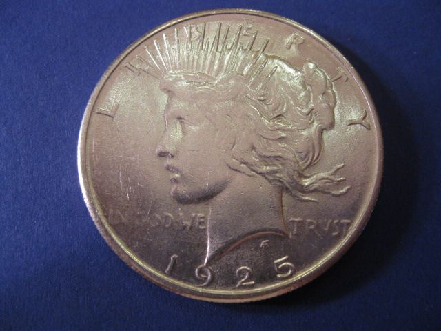 1925 S U S Peace Silver Dollar 149f5b