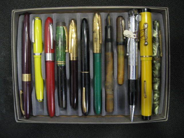 Tray of 12 Old Fountain Pens and 14a1aa