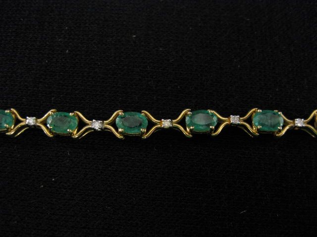 Emerald Diamond Bracelet 14 oval 14a269