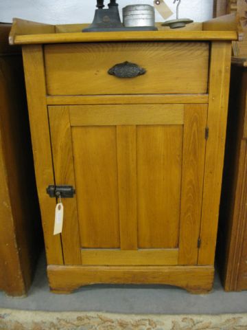 Butternut Victorian Washstand single