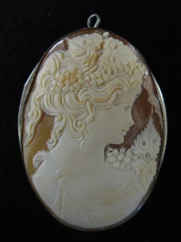 Cameo Pin or Pendant shell portrait