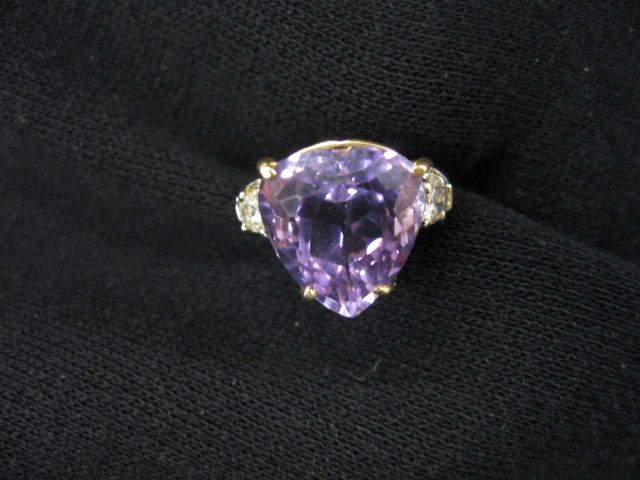 Amethyst Diamond Ring 10 carat 14a3ee