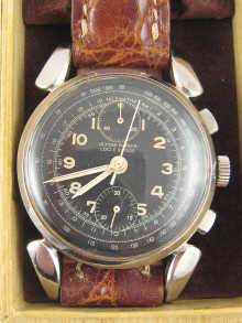 A steel gent's chronograph wrist