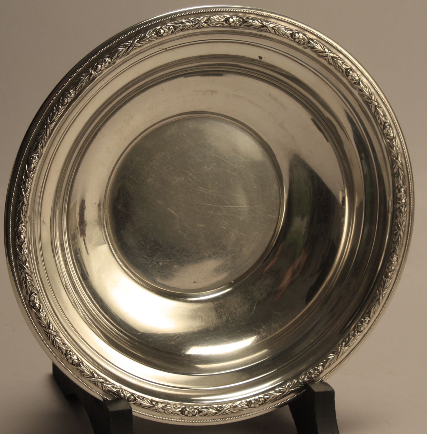 WALLACE SILVER CO. STERLING SILVER BOWLWith