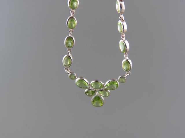 Peridot Necklace vivid gems totaling 14d0a8