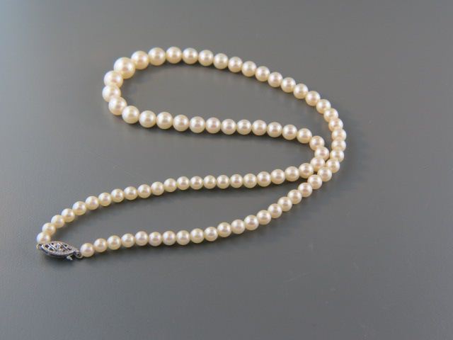 Pearl Necklace high grade cultured 14d248