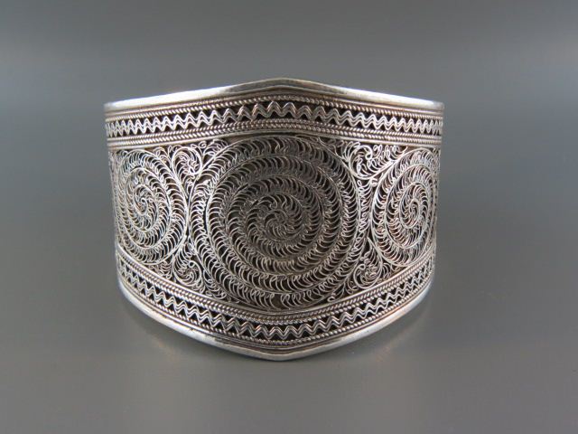 Sterling Silver Bracelet elaborate circular