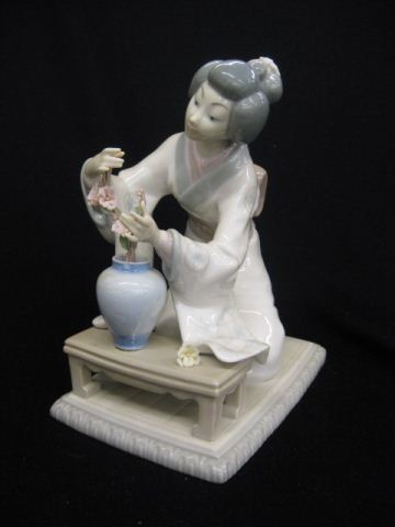 Lladro Porcelain Figurine ''Oriental