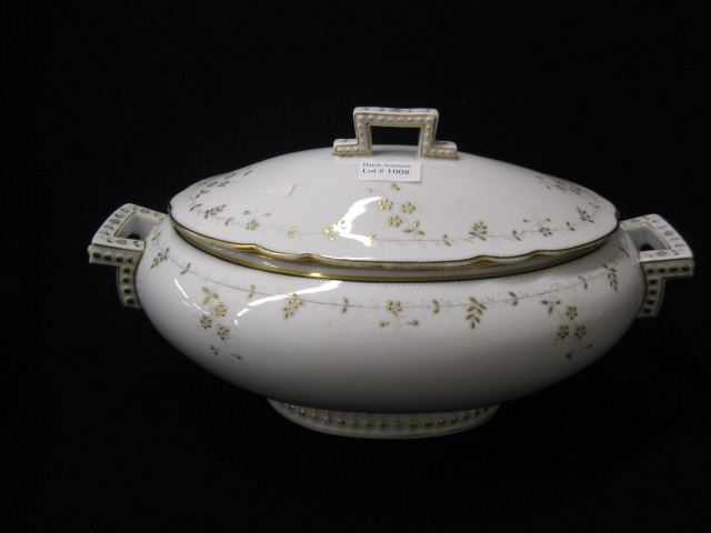 Victorian Porcelain Covered Tureen elegant