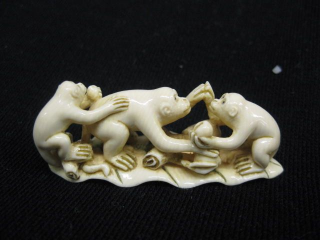 Carved Ivory Netsuke of Three Monkeys 14d35d