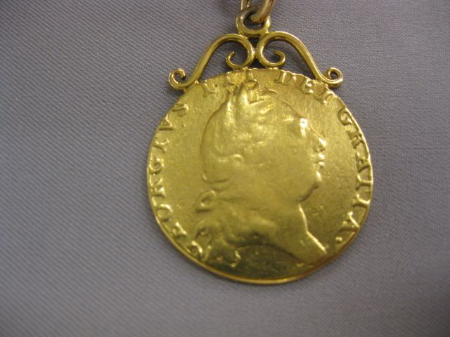 1708 English Gold Coin Pendanton 14d60c