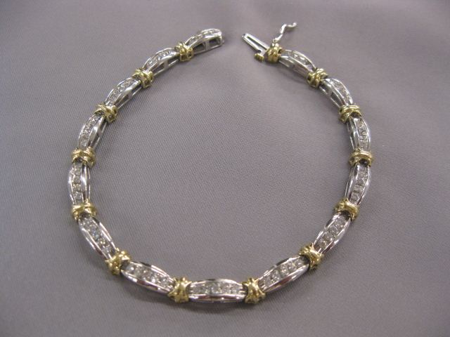 Diamond Bracelet 70 round diamonds 14d70d