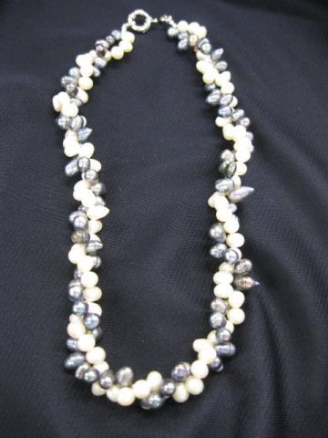 Pearl Necklace double intertwined