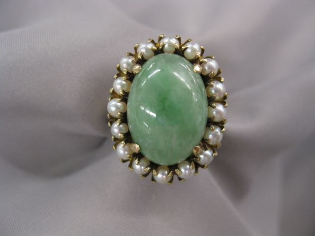 Jade & Pearl Ring oval cabachon