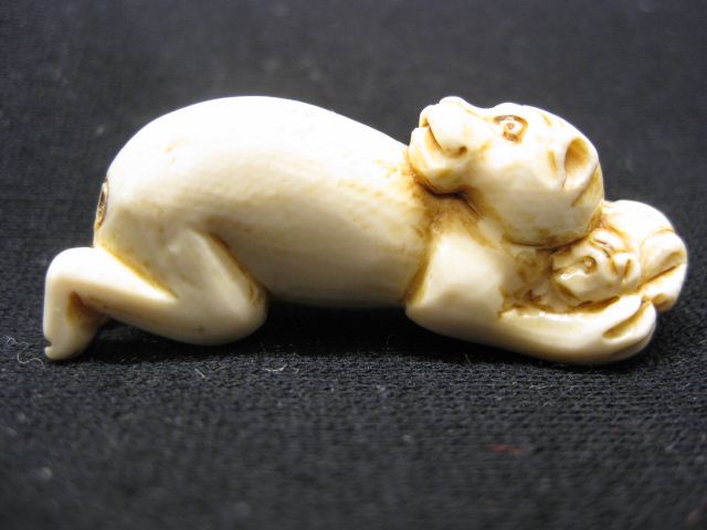 Carved Ivory Netsuke of Foo Dog & Pup