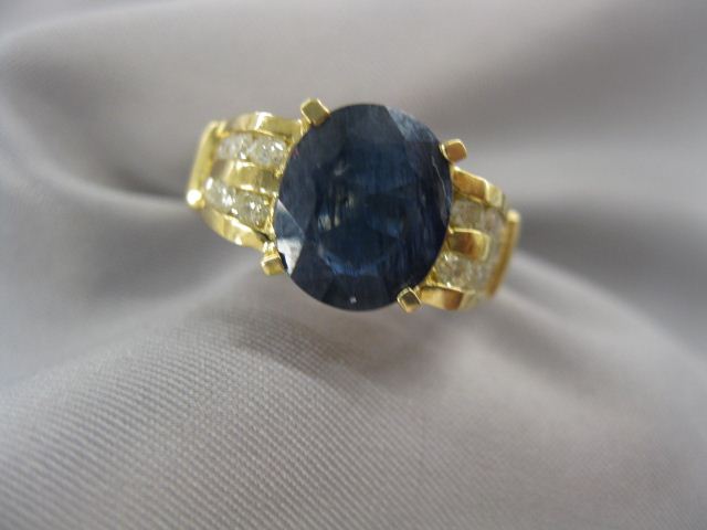 Sapphire & Diamond Ring 3 carat