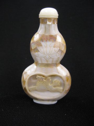 Chinese Snuff Bottle carved abalone 14d904