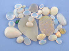 A quantity of loose polished opals