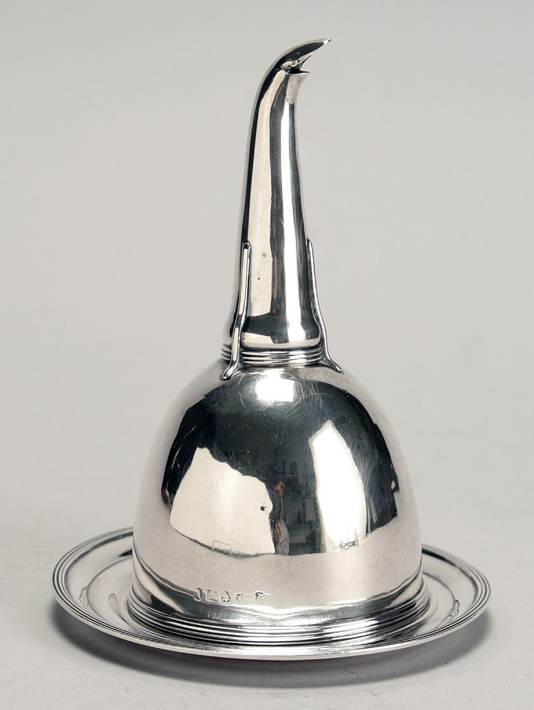 18TH CENTURY ENGLISH SILVER WINE