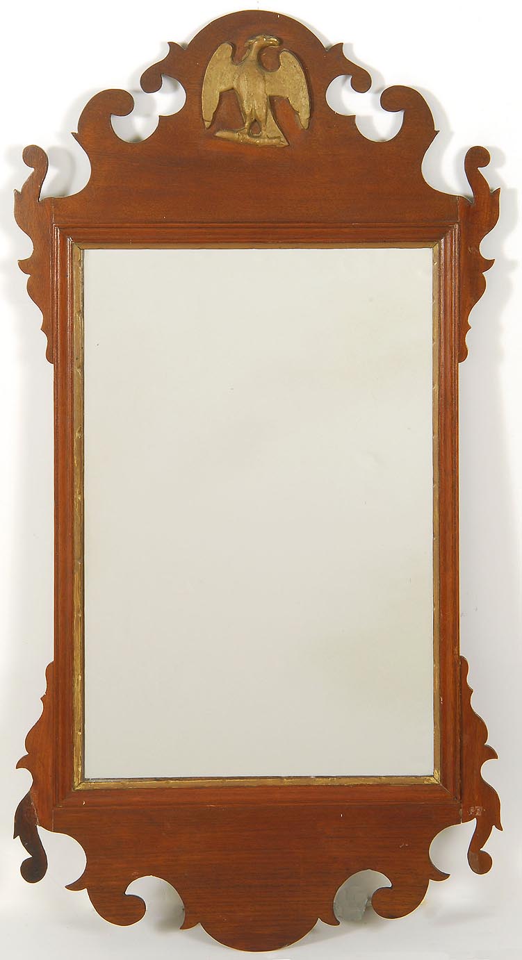 ANTIQUE AMERICAN CHIPPENDALE MIRROR18th