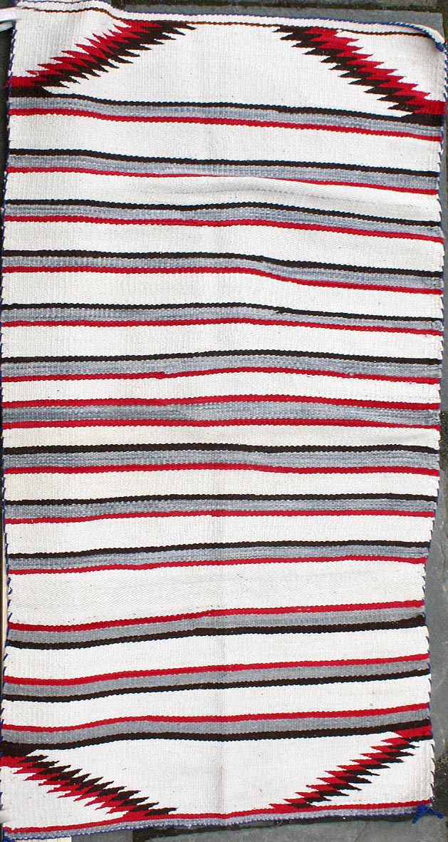 NATIVE AMERICAN RUG2'7 x 4'10''