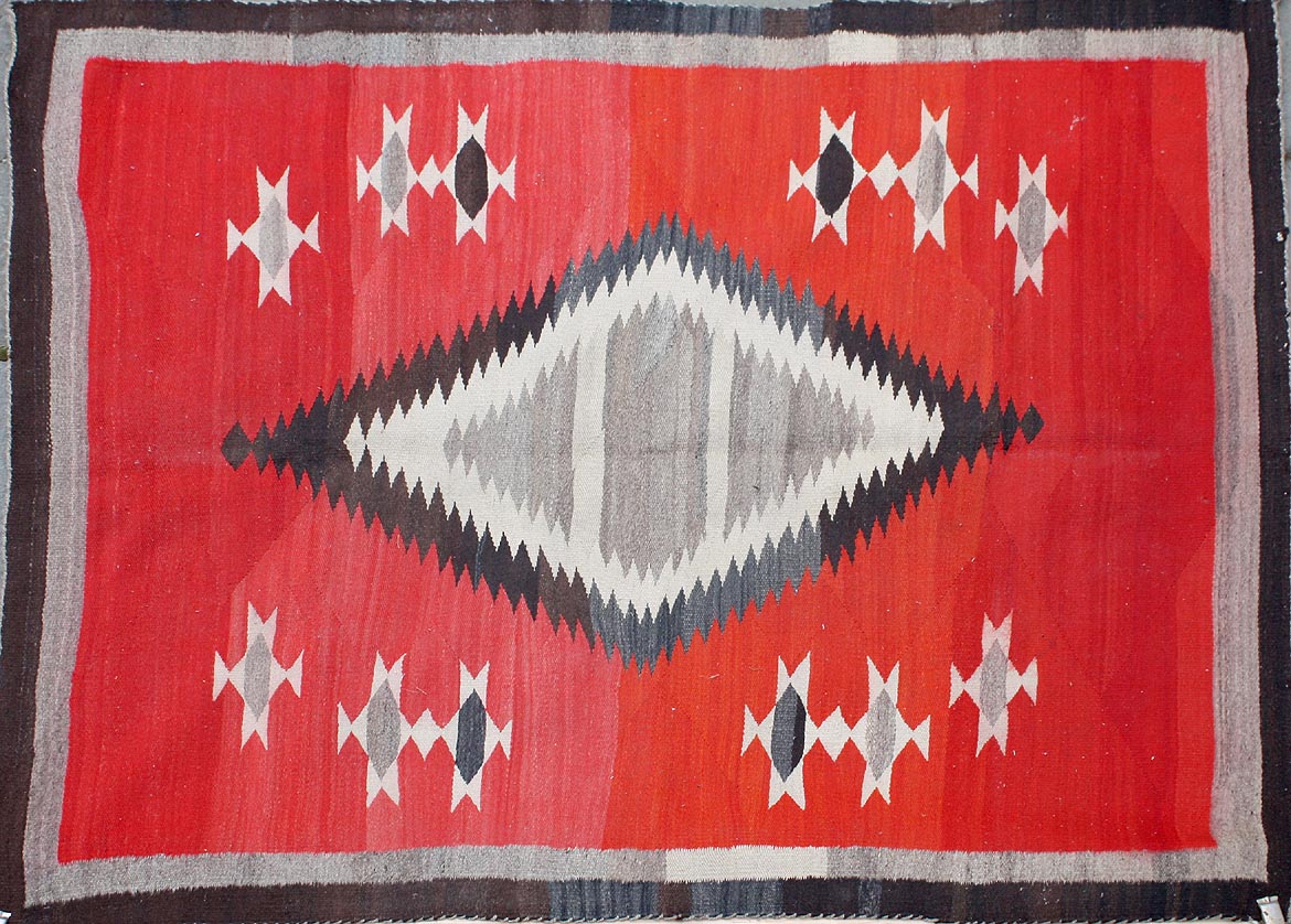 NATIVE AMERICAN RUG4'3 x 5'0''Diamond-shaped