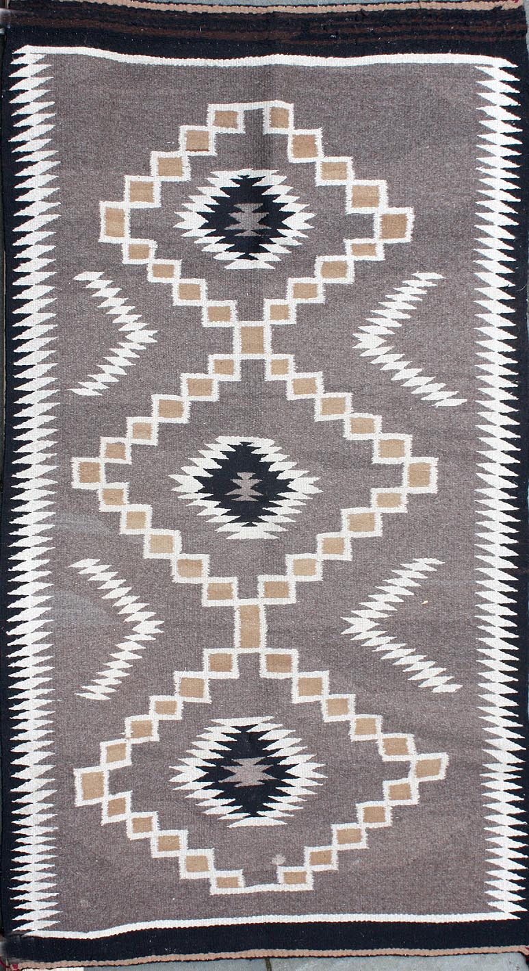 NATIVE AMERICAN RUG2'10 x 4'8''