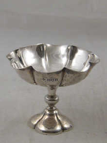 A silver footed dish London 1902 wt.