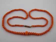 A graduated coral bead necklace 14e15a