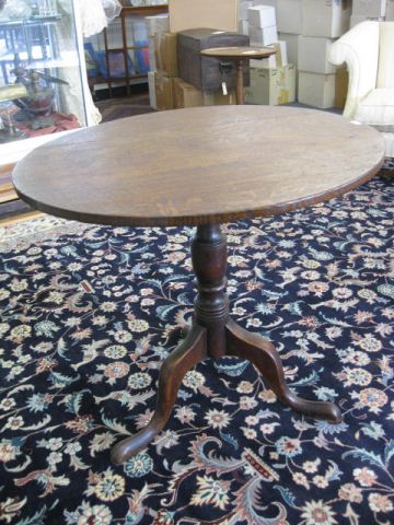 Period Oak Dropleaf Table tri-footed